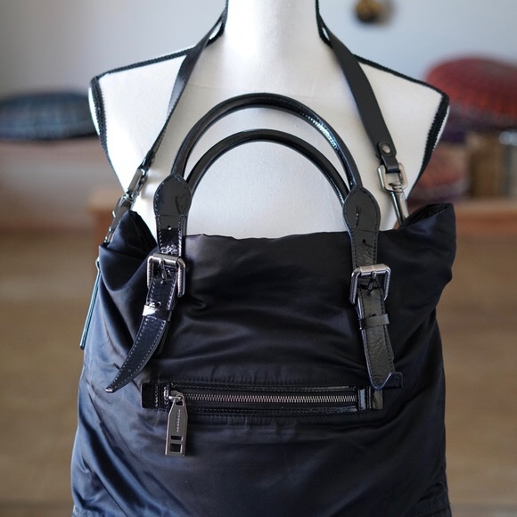 Authentic Black Burberry Bag Patent Leather Handles Handbag Tote - Picture 2 of 8